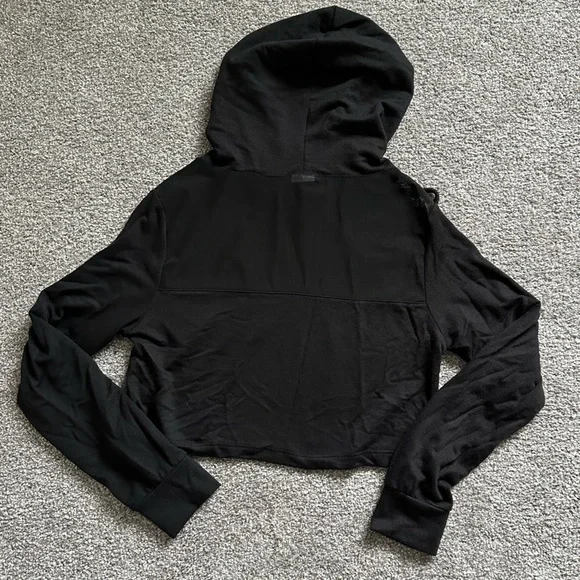 “Obsessed” Cute crop hoodie - Picture 2 of 4